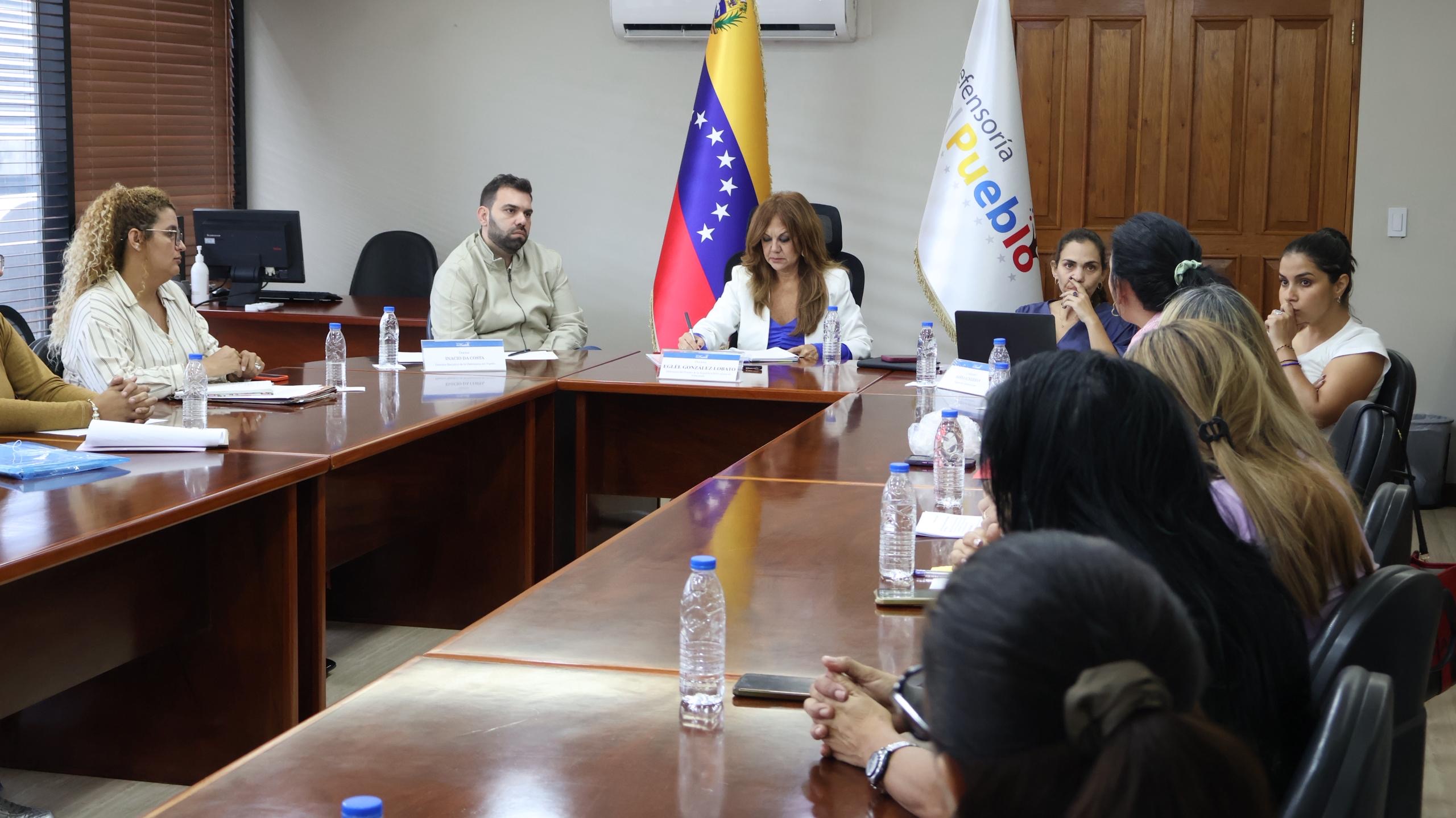 Defensora del Pueblo celebra recientes excarcelaciones y ratifica acompañamiento a familiares del grupo PDVSA-Obrero