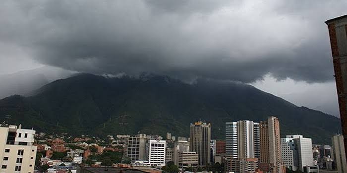 Tres ondas tropicales más se acercan a Venezuela: Inameh mantiene alerta por fuertes lluvias