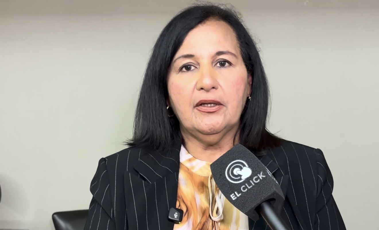 Dinora Figuera regresó a Venezuela: Sepa a qué vino, qué habló con Jorge Rodríguez y cuando se reúne con Delcy